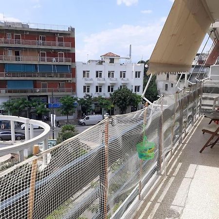 Μοντέρνο Διαμέρισμα - Stylish Appartment Loutraki מראה חיצוני תמונה
